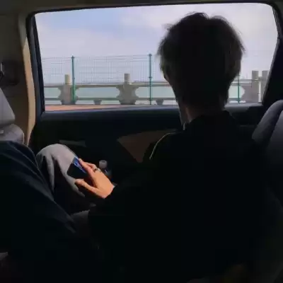 厍冠芳